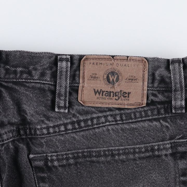 Wrangler Relaxed Fit Black Denim Shorts, Men's Size 35 cotton black type Vintage Second Hand