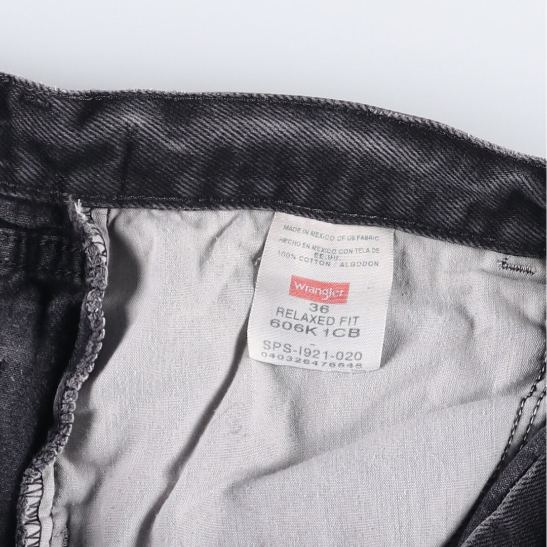 Wrangler Relaxed Fit Black Denim Shorts, Men's Size 35 cotton black type Vintage Second Hand