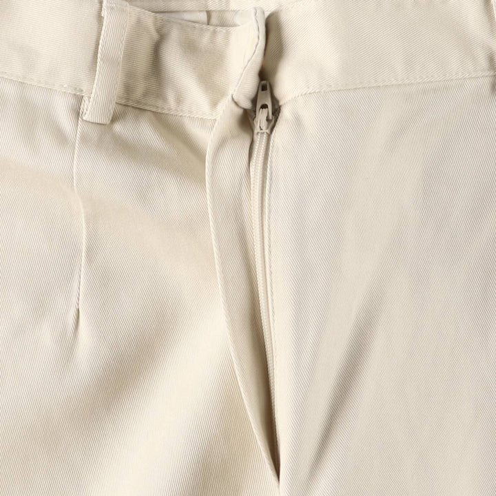 LLBean Original Fit One-Tuck Chino Shorts, Women's Size L (W30) cotton ivory Vintage Second Hand