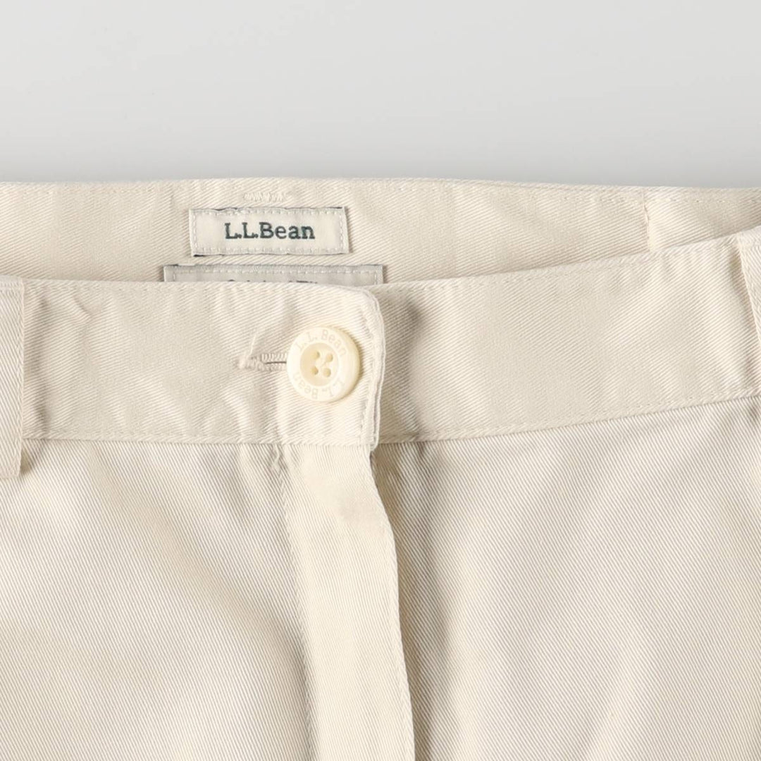 LLBean Original Fit One-Tuck Chino Shorts, Women's Size L (W30) cotton ivory Vintage Second Hand