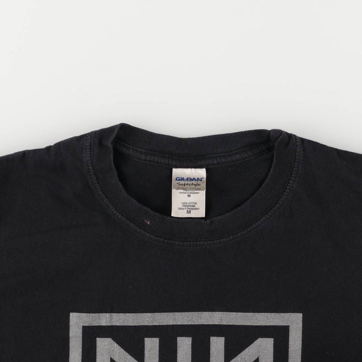 Gildan Soft Style Nine Inch Nails Band T-Shirt, Men's Size Medium cotton black type Vintage Second Hand