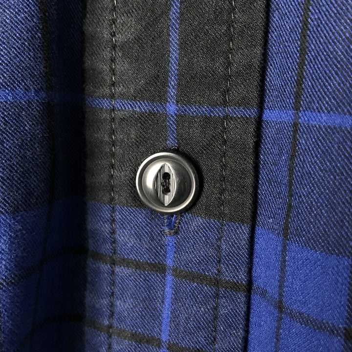 Eddie Bauer Long Sleeve Button-Down Check Shirt, Men's Size M cotton blue type Vintage Second Hand