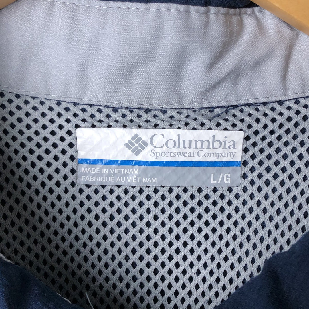 Columbia OMNI-SHADE Omni-Shade Button-Down Short Sleeve Fishing Shirt, Men's Size L polyester navy blue type Vintage Second Hand