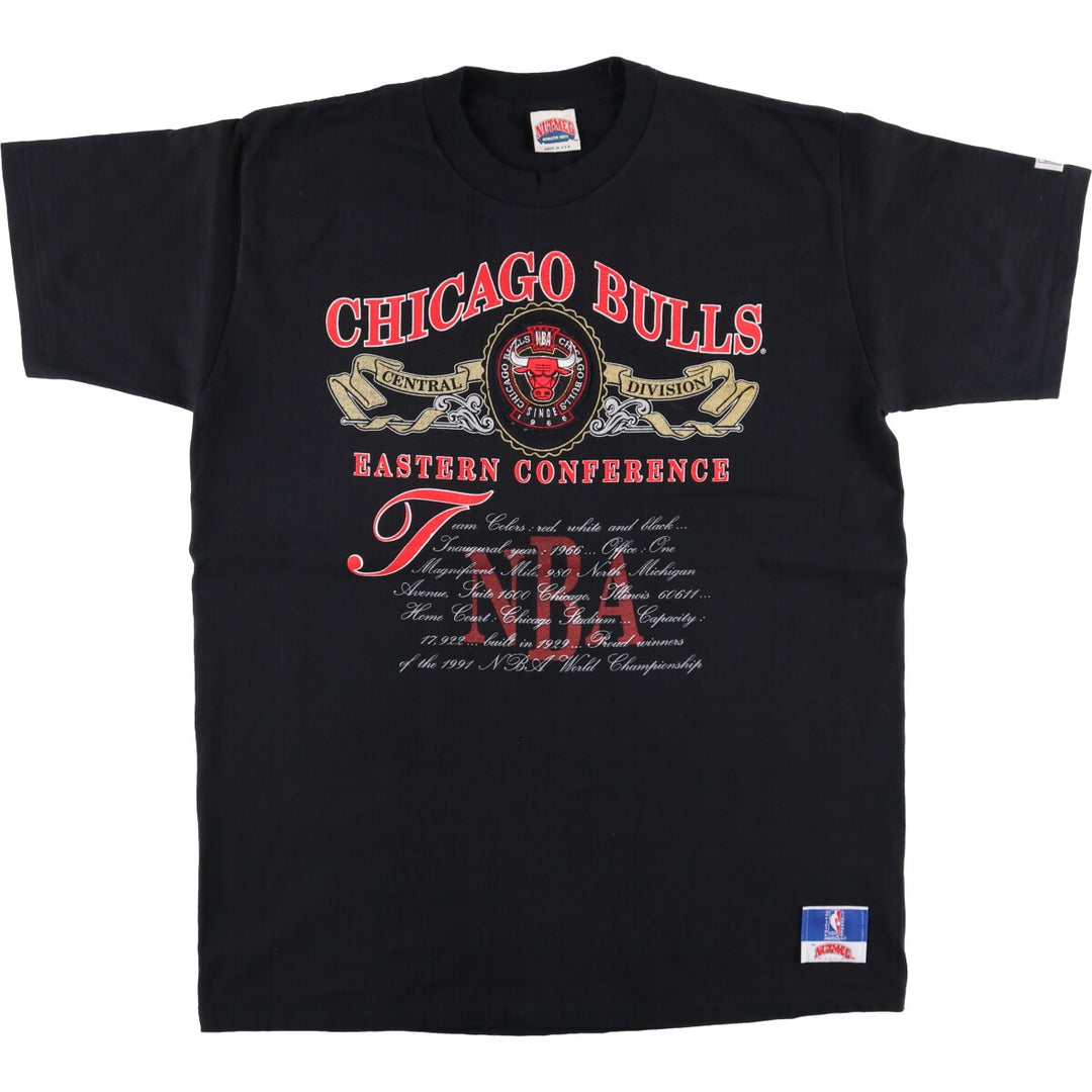 Vintage 90'S NBA Chicago Bulls logo print T-shirt, Made in USA, Men's XXL cotton black type Vintage Second Hand