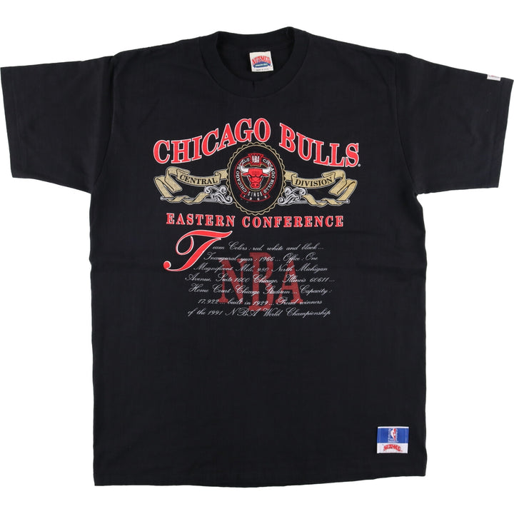 Vintage 90'S NBA Chicago Bulls logo print T-shirt, Made in USA, Men's XXL cotton black type Vintage Second Hand