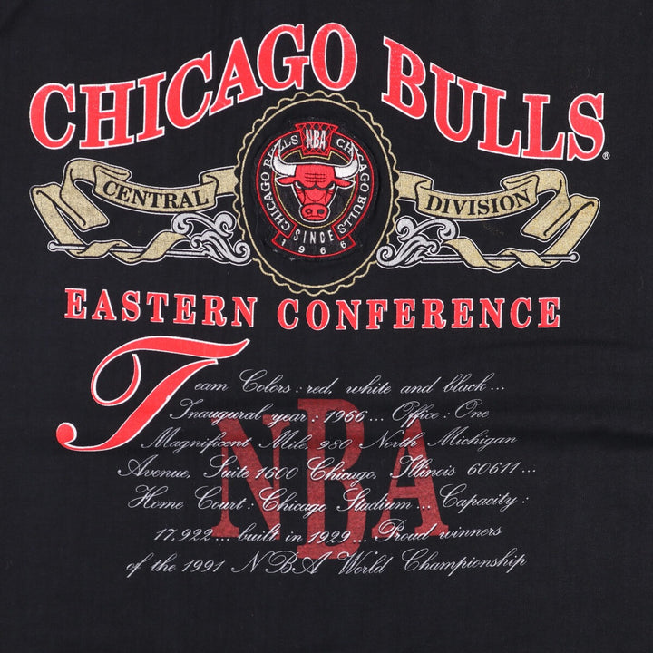 Vintage 90'S NBA Chicago Bulls logo print T-shirt, Made in USA, Men's XXL cotton black type Vintage Second Hand