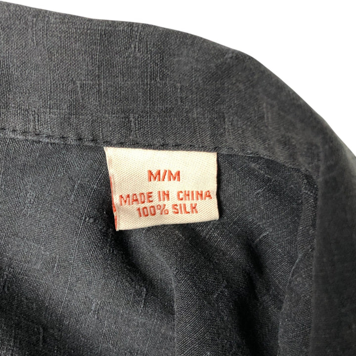 Tommy Bahama Original Fit All-Over Print Short Sleeve Open Collar Silk Shirt, Men's Medium, Vintage silk black type Vintage Second Hand