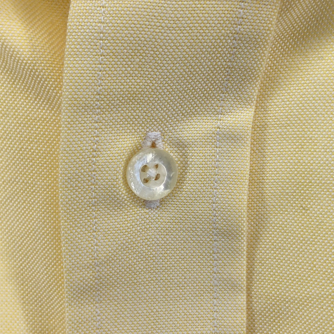 Vintage LLBean short-sleeved button-down shirt from the 1980'S to 1990s, made in the USA, size L. cotton yellow type Vintage Second Hand