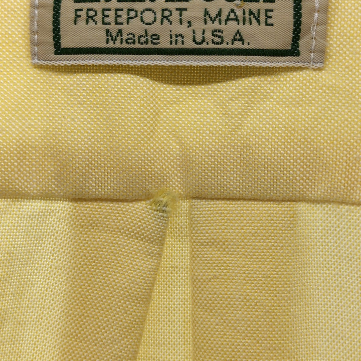 Vintage LLBean short-sleeved button-down shirt from the 1980'S to 1990s, made in the USA, size L. cotton yellow type Vintage Second Hand