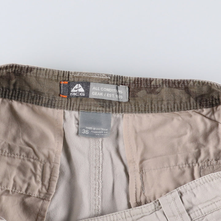 Nike ACG Cargo Shorts, Men's, Size W37 cotton Beige type Vintage Second Hand