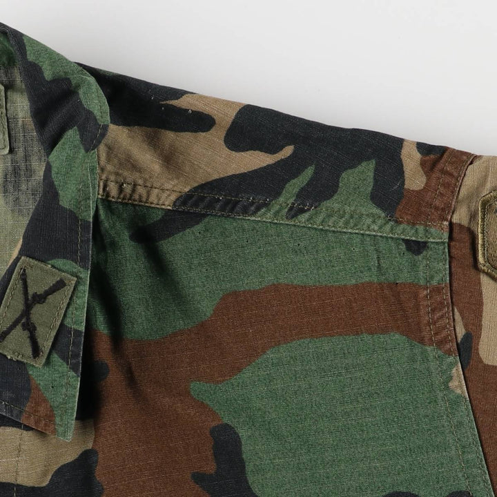Authentic 1980'S US Military Woodland Camo Ripstop BDU Military Jacket with Badge, Made in USA, Small Regular cotton Khaki type Vintage Second Hand