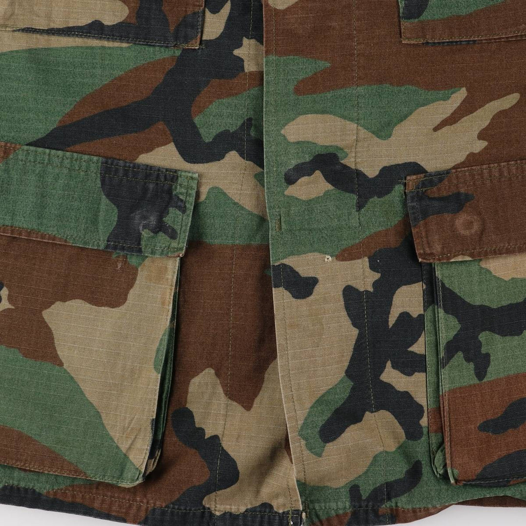 Authentic 1980'S US Military Woodland Camo Ripstop BDU Military Jacket with Badge, Made in USA, Small Regular cotton Khaki type Vintage Second Hand