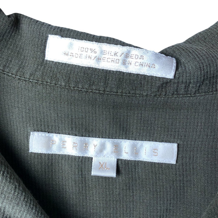 Perry Ellis Short Sleeve Open Collar Silk Shirt Box Shirt Men's XL silk Khaki type sage green Vintage Second Hand
