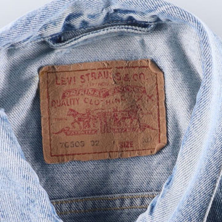 90'S Levi's 70503 02 Euro Model Denim Jacket, Made in Italy, Men's Size XL, Vintage cotton blue type Vintage Second Hand