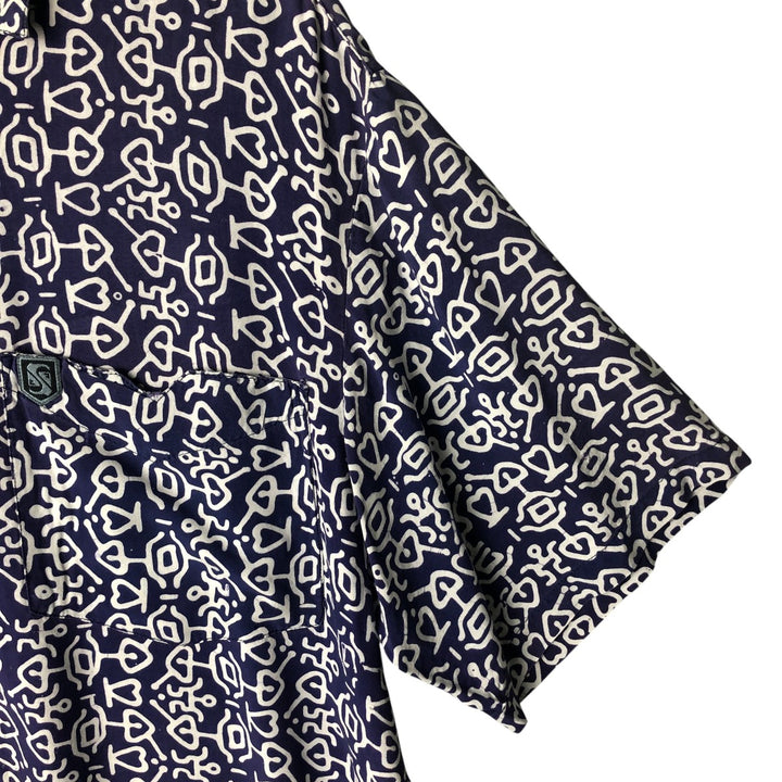 Vintage all-over print short-sleeved open-collar rayon shirt, size M. Rayon purple type Vintage Second Hand