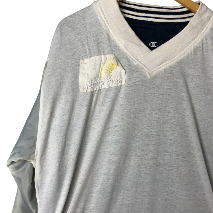 90'S Champion V-neck nylon pullover, men's size L, vintage Nylon navy blue type Vintage Second Hand