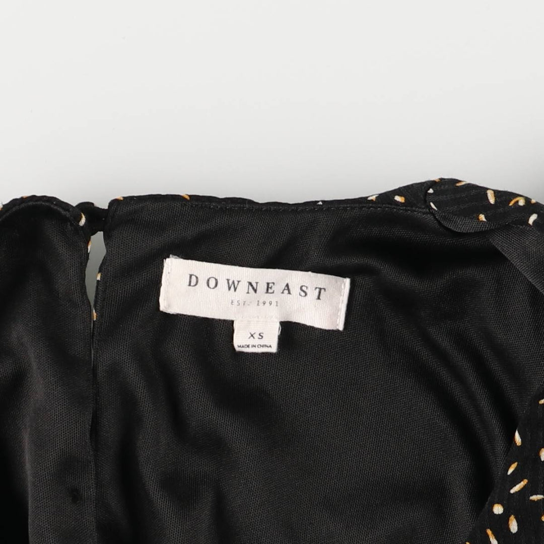 DOWNEAST All-Over Print Ruffle V-Neck Long Sleeve Jumpsuit, Women's Size XS unclear black type Vintage Second Hand