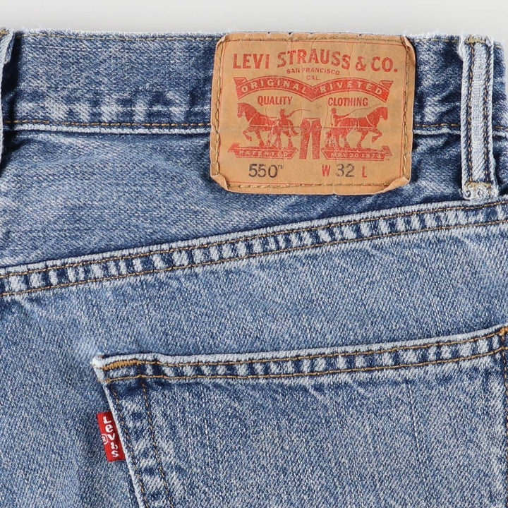 Levi's 550 denim shorts, short pants for men, size W32 cotton blue type Vintage Second Hand