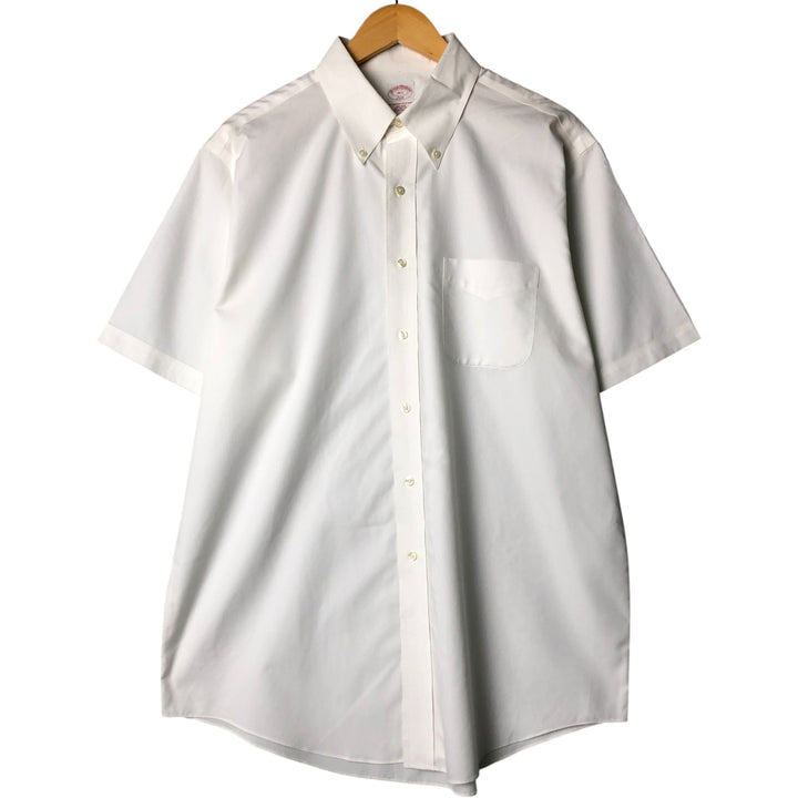 Brooks Brothers 346 short sleeve button-down shirt, men's size L cotton white type Vintage Second Hand