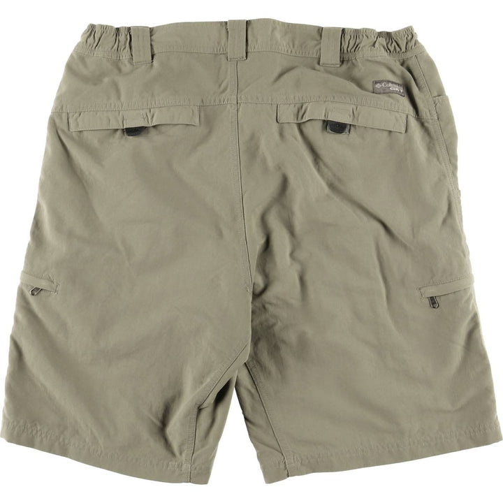 Columbia GRT OMNI DRY Nylon Shorts, Men's Size Medium Nylon Khaki type Vintage Second Hand