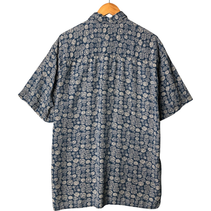Liz Claiborne all-over print short-sleeved rayon shirt, men's size M Rayon Navy blue Vintage Second Hand
