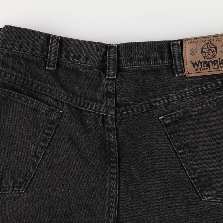 Wrangler Men's Vintage Black Denim Shorts, Size W32 cotton black type Vintage Second Hand