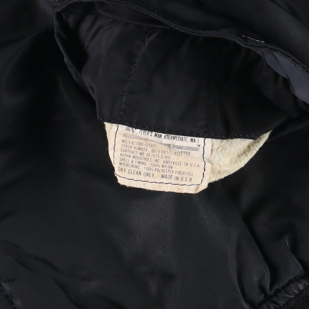 Alpha MA-1 style padded military flight jacket, made in the USA, size L (men's size L). Nylon black type Vintage Second Hand