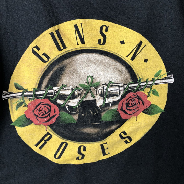 Gildan Guns N' Roses Skull Pattern Band T-Shirt, Men's Size Medium cotton black type Vintage Second Hand