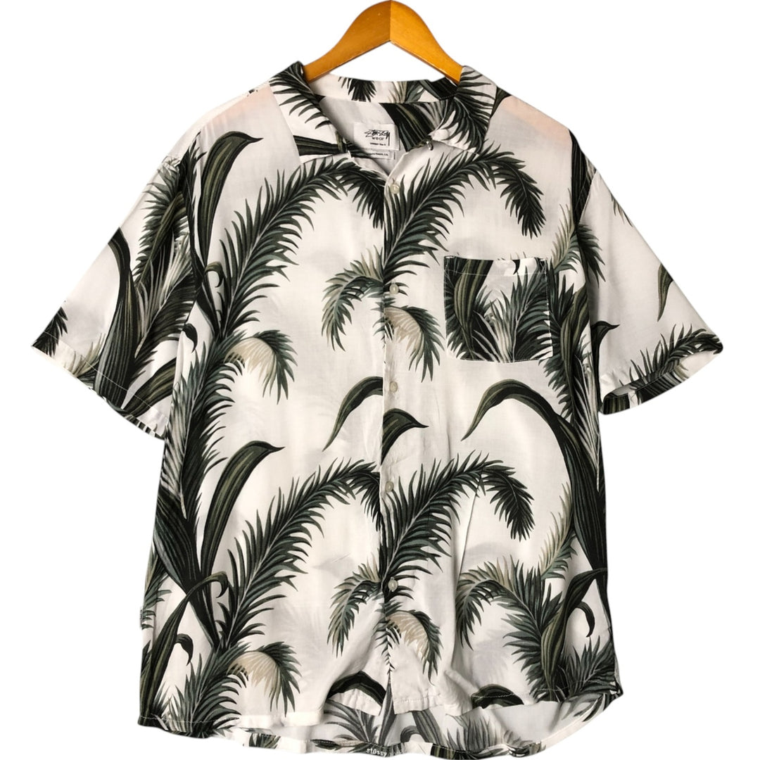 STUSSY All-Over Leaf Pattern Open Collar Rayon Hawaiian Aloha Shirt, Men's Size Small Rayon white type Vintage Second Hand
