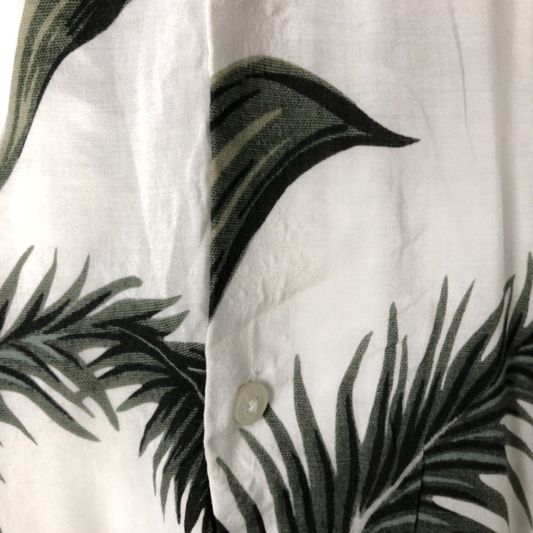 STUSSY All-Over Leaf Pattern Open Collar Rayon Hawaiian Aloha Shirt, Men's Size Small Rayon white type Vintage Second Hand