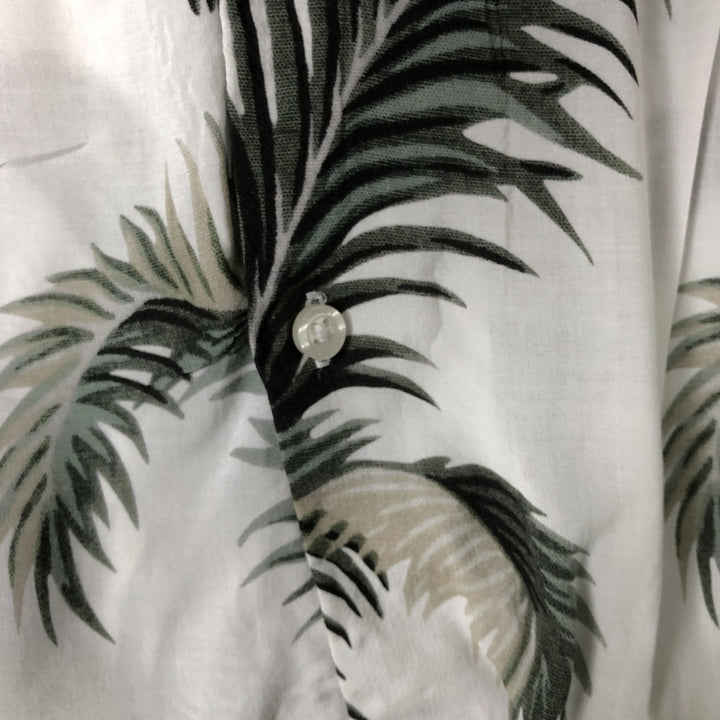 STUSSY All-Over Leaf Pattern Open Collar Rayon Hawaiian Aloha Shirt, Men's Size Small Rayon white type Vintage Second Hand