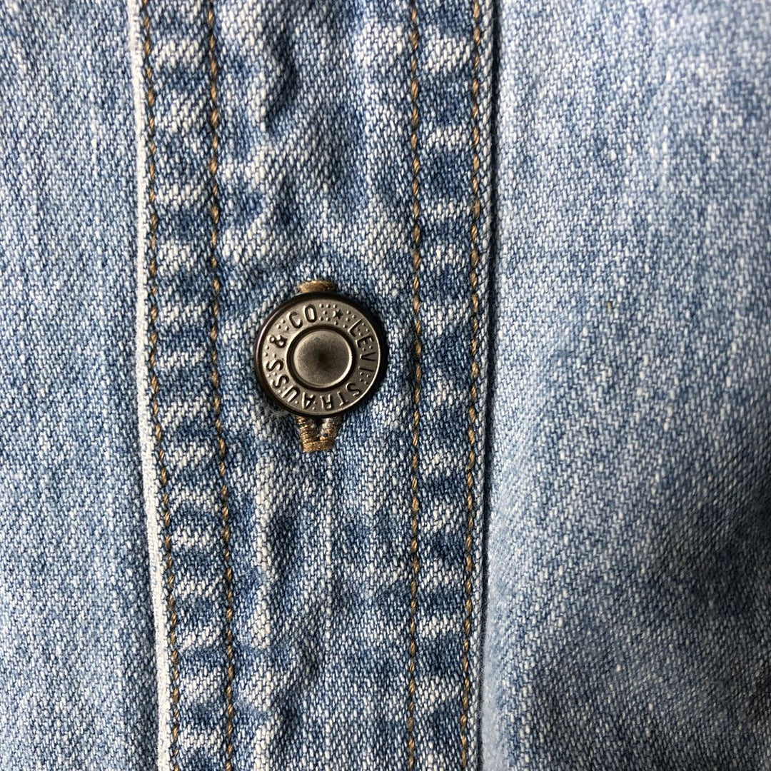 Levi's Red Tab Long Sleeve Denim Shirt, Men's Size L cotton Blue type light blue Vintage Second Hand