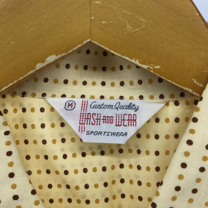 Vintage 1970'S dot pattern wide collar short sleeve cotton box shirt, men's size M cotton Beige type Vintage Second Hand