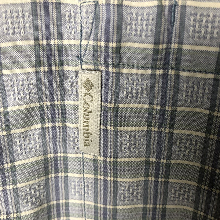 90s-00'S Vintage Columbia Short Sleeve Button-Down Check Shirt, Boxy, Men's Size Medium cotton Blue type light blue Vintage Second Hand