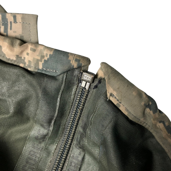 Authentic 2000'S US military camouflage pattern ABU Digital Tiger Camo military Gore-Tex parka, made in the USA, large regular size, equivalent to men's L. Nylon gray type Vintage Second Hand