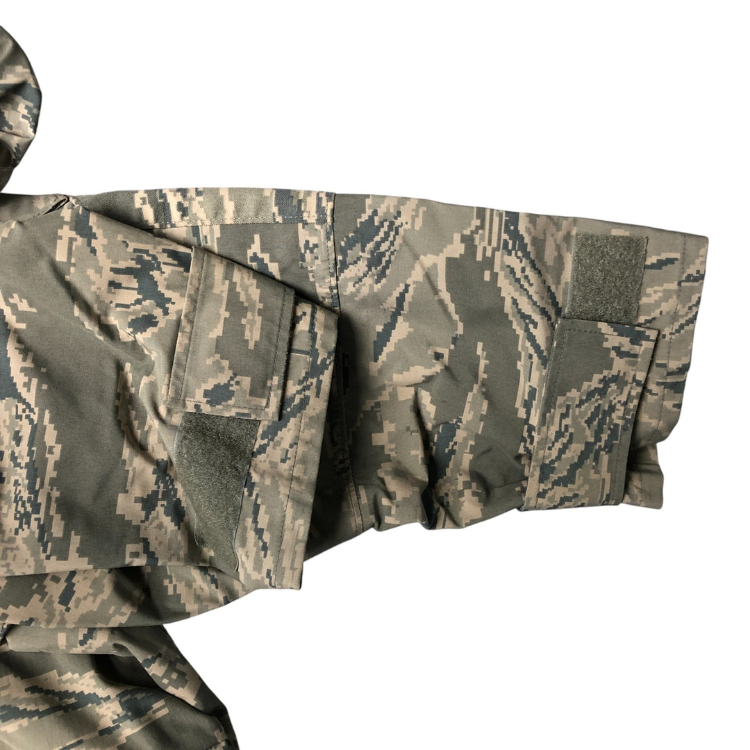 Authentic 2000'S US military camouflage pattern ABU Digital Tiger Camo military Gore-Tex parka, made in the USA, large regular size, equivalent to men's L. Nylon gray type Vintage Second Hand