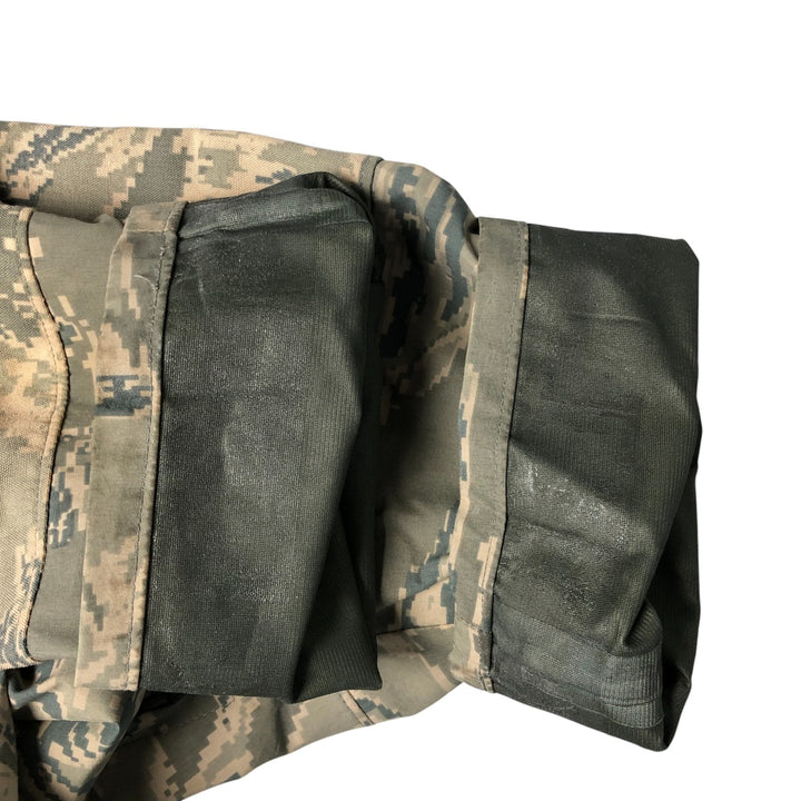 Authentic 2000'S US military camouflage pattern ABU Digital Tiger Camo military Gore-Tex parka, made in the USA, large regular size, equivalent to men's L. Nylon gray type Vintage Second Hand