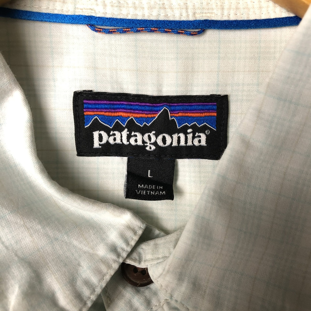 Patagonia 52075 SP21 Short Sleeve Check Shirt, Men's Size L, Boxy Shirt Organic cotton Blue type light blue Vintage Second Hand