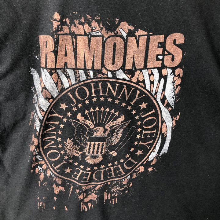 RAMONES Band T-shirt, Men's XL size cotton black type Vintage Second Hand