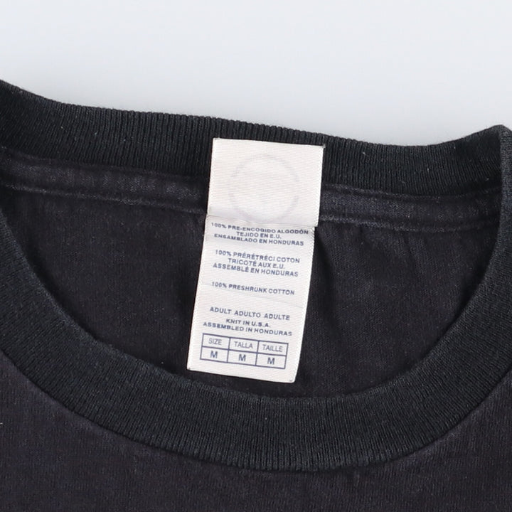 Delta Family Guy Character Print T-Shirt, Men's Size Medium cotton black type Vintage Second Hand