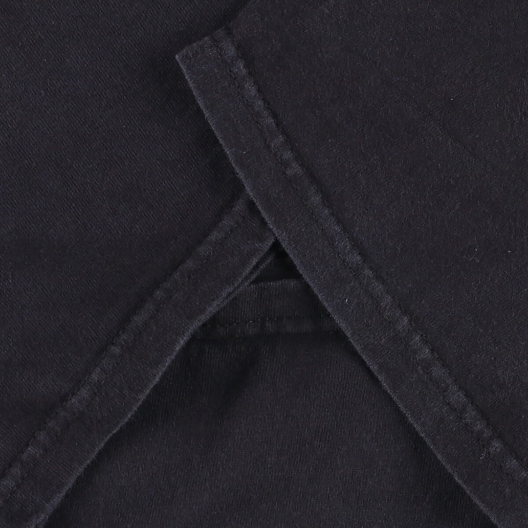 Delta Family Guy Character Print T-Shirt, Men's Size Medium cotton black type Vintage Second Hand