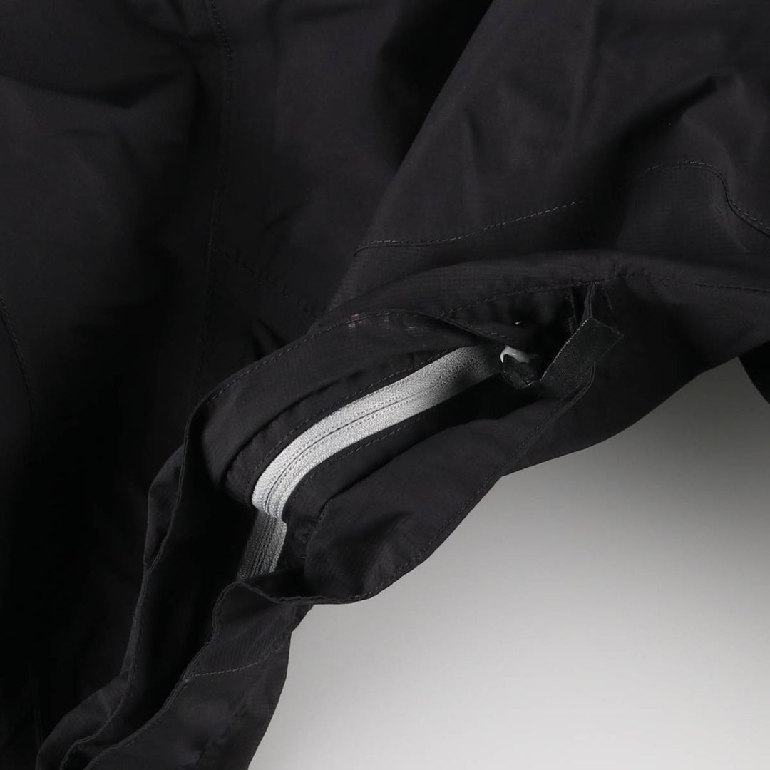 Berghaus GORE-TEX windbreaker, men's size M polyamide black type Vintage Second Hand
