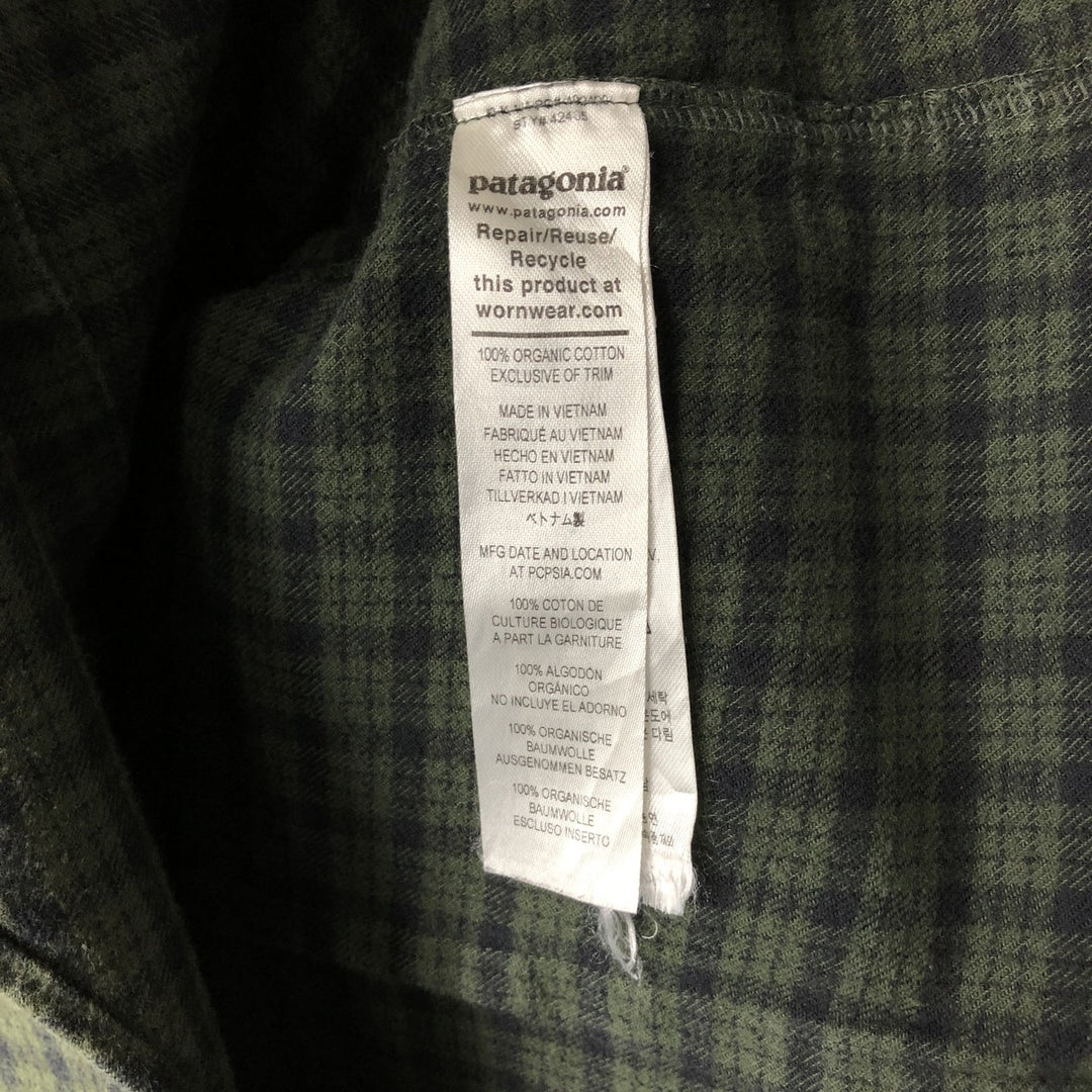 Patagonia Organic Cotton Long Sleeve Cotton Check Shirt, Women's Size Medium, 42405FA21 Organic cotton Green type dark green Vintage Second Hand