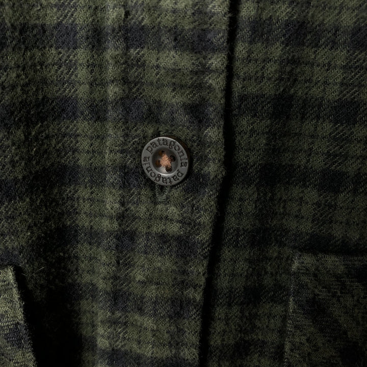 Patagonia Organic Cotton Long Sleeve Cotton Check Shirt, Women's Size Medium, 42405FA21 Organic cotton Green type dark green Vintage Second Hand