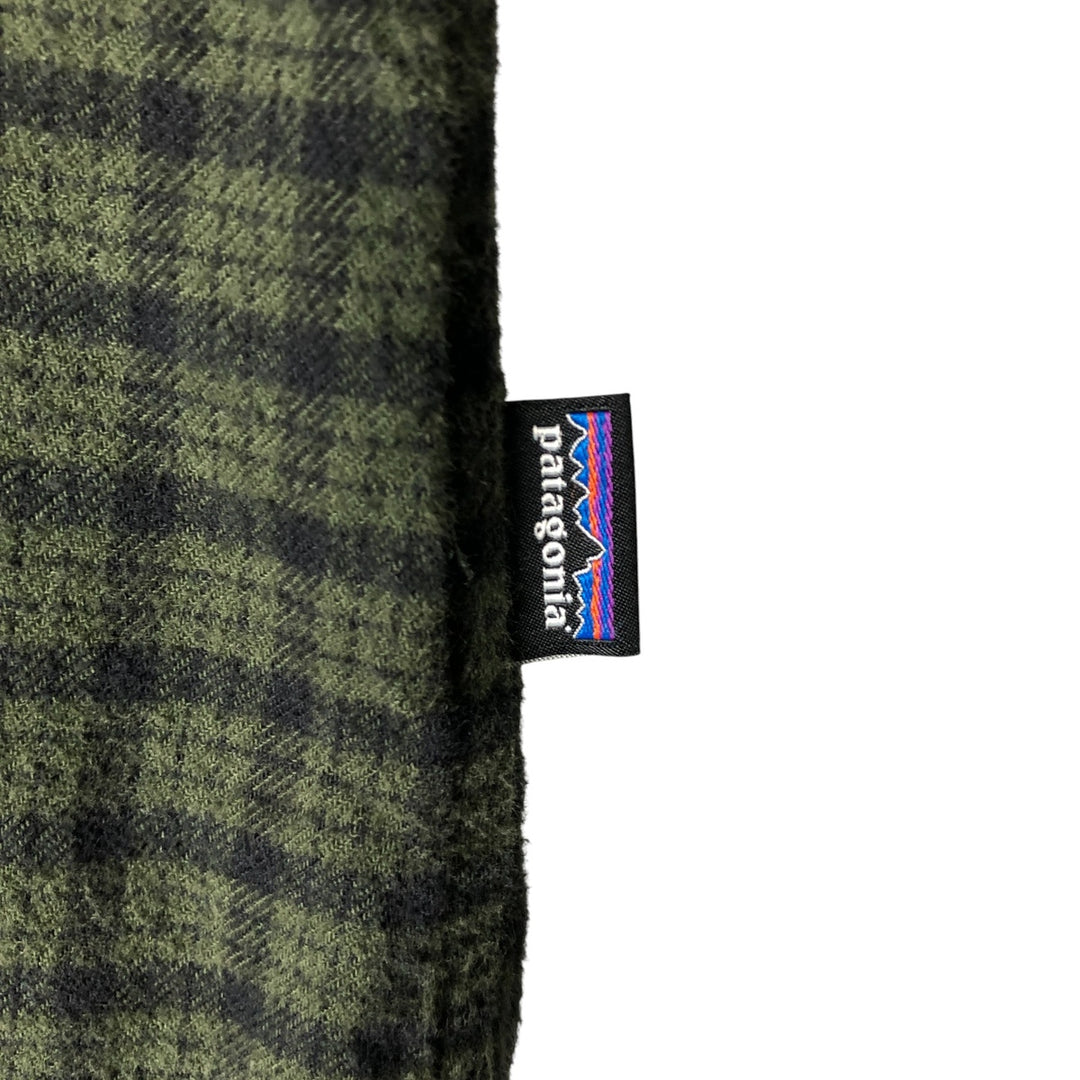 Patagonia Organic Cotton Long Sleeve Cotton Check Shirt, Women's Size Medium, 42405FA21 Organic cotton Green type dark green Vintage Second Hand