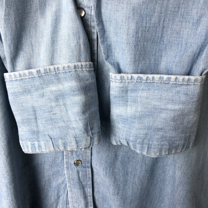Vintage 1970'S Lee chambray long-sleeve western shirt, made in Canada, size L, men's unclear Blue type light blue Vintage Second Hand