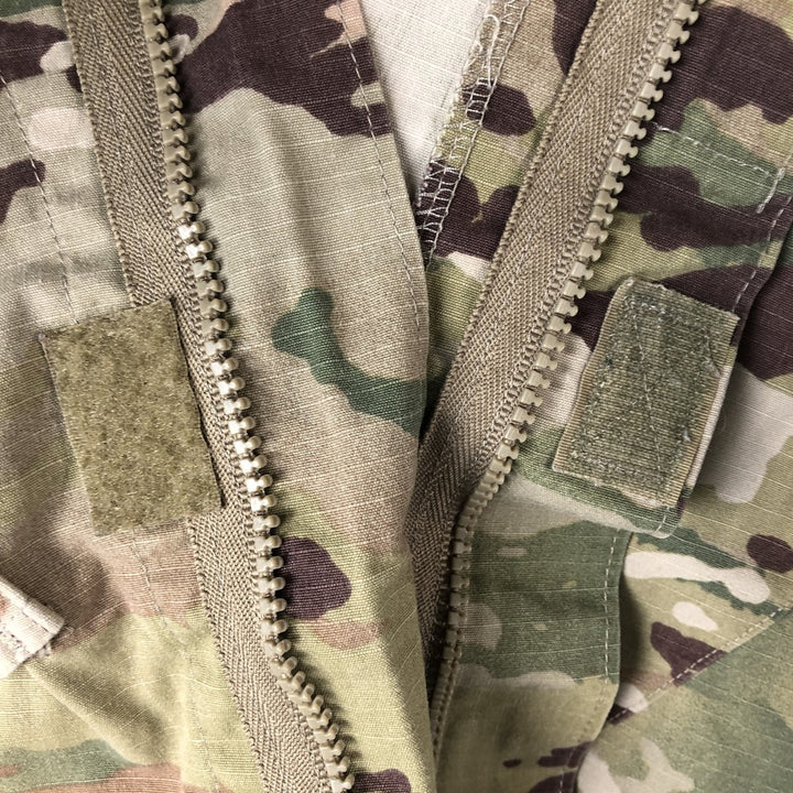 Authentic US military camouflage pattern Multicam camo ripstop military combat jacket, made in USA, size LARGE-SHORT, equivalent to men's L cotton Beige type Vintage Second Hand