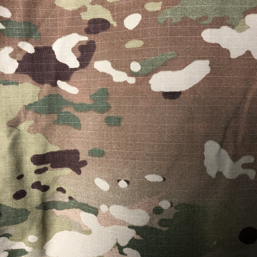 Authentic US military camouflage pattern Multicam camo ripstop military combat jacket, made in USA, size LARGE-SHORT, equivalent to men's L cotton Beige type Vintage Second Hand