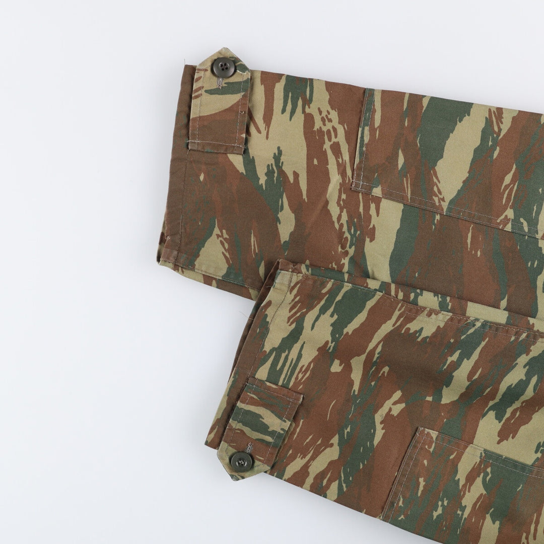 Camouflage pattern lizard camo military jacket, men's size L unclear Khaki type Vintage Second Hand