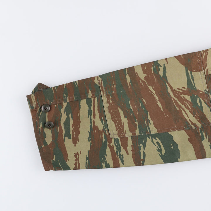 Camouflage pattern lizard camo military jacket, men's size L unclear Khaki type Vintage Second Hand